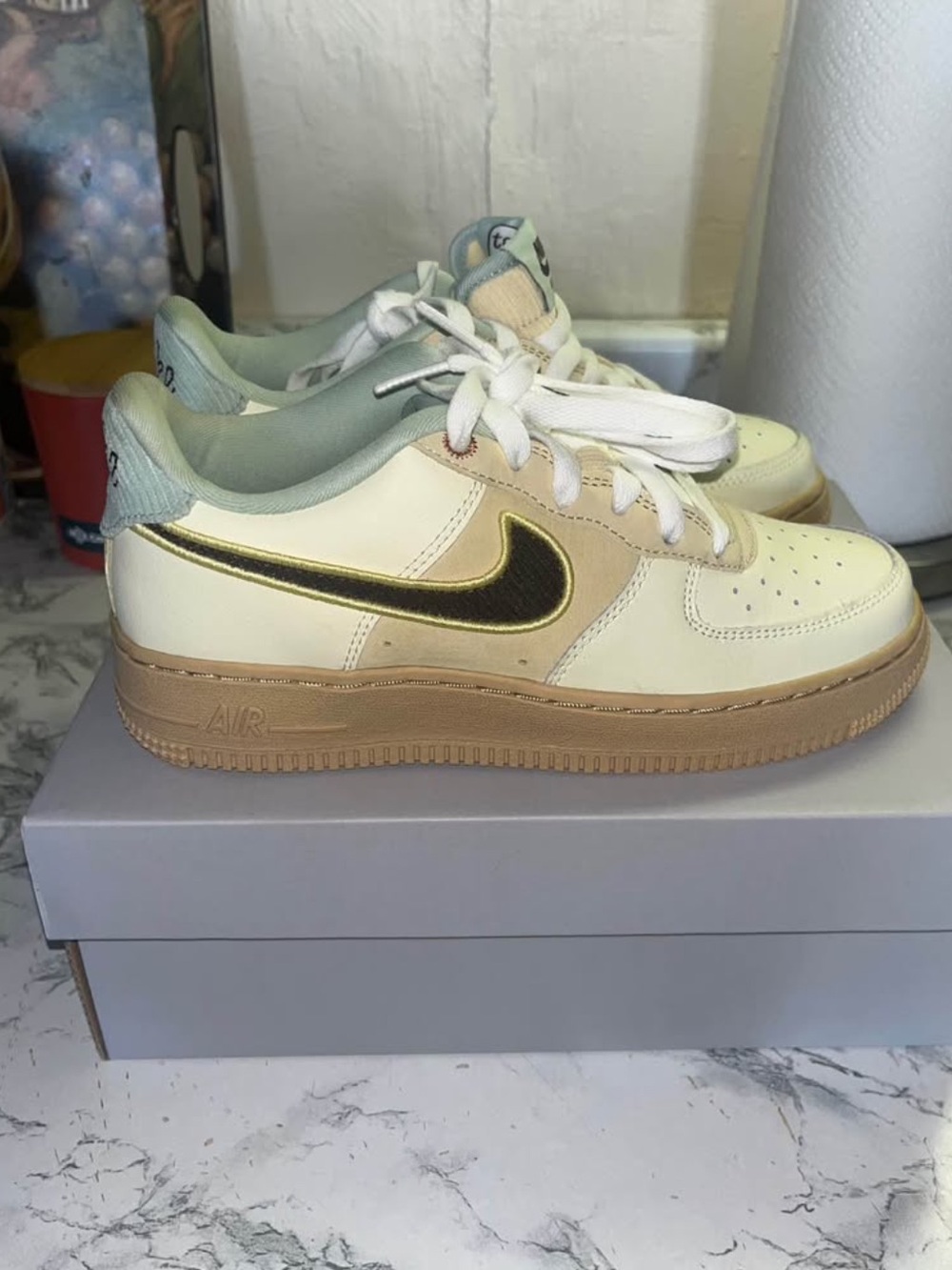 Nike Kids Air Force 1 Low - Cream, Tan & Gold Swoosh